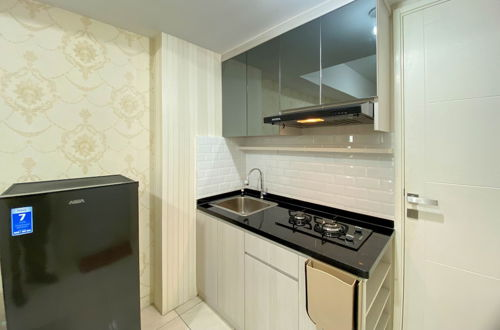 Foto 9 - Homey And Comfort 2Br At Springlake Summarecon Bekasi Apartment