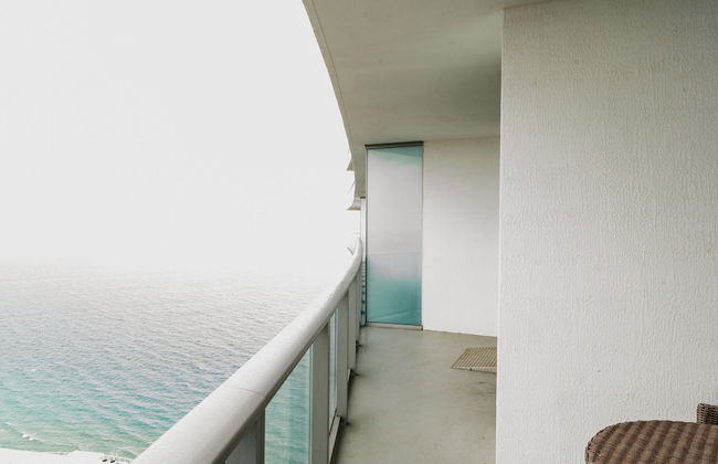 Luxury Condo with Spectacular Ocean View - Foto 17