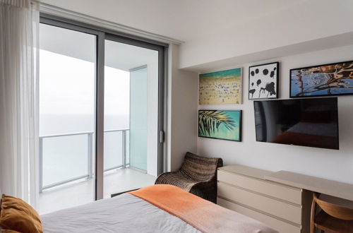 Photo 5 - Luxury Condo with Spectacular Ocean View