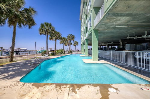 Photo 31 - Bayside Condo With Outdoor Pools hot tub