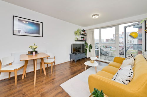 Foto 6 - Bright Greenwich Flat Near Canary Wharf by Underthedoormat