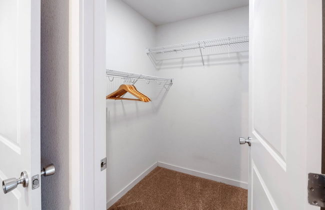 Fully Furnished 2bdrm Apt Near UNC - Photo 11