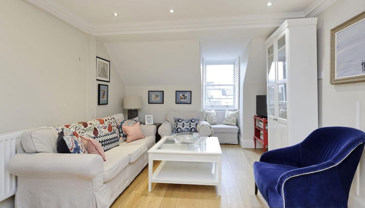 Foto 1 - Delightful Spacious 2 Bed Earl s Court Apartment