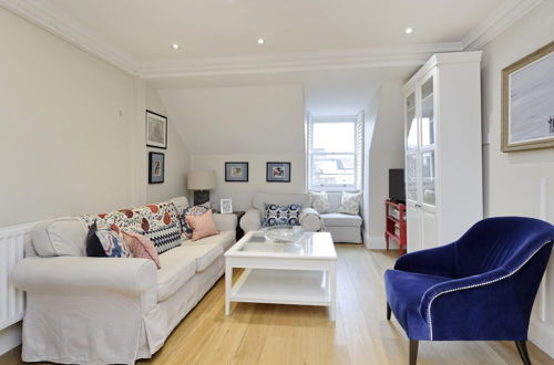 Foto 1 - Delightful Spacious 2 Bed Earl s Court Apartment
