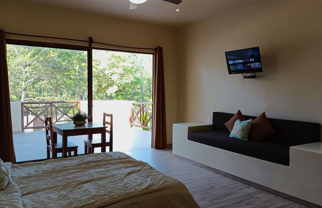 One Extra Free Night Staying 3 Nights Intl Chef & Yacht - Brekky Available - Foto 12