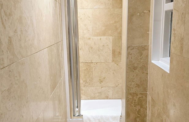 Bright and Modern 2 Bedroom Apartment in Earl's Court - Foto 14