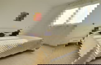 Foto 2 - Comfortable House With Large Garden and Terrace, Near the Beach