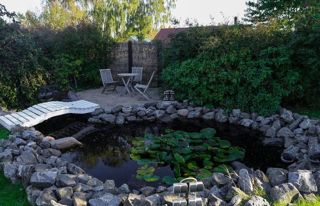 The Comfort of This Cottage Merges With Nature - Foto 25