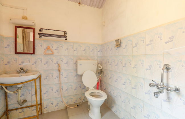 DEVASHOLA HOMESTAY - Photo 15