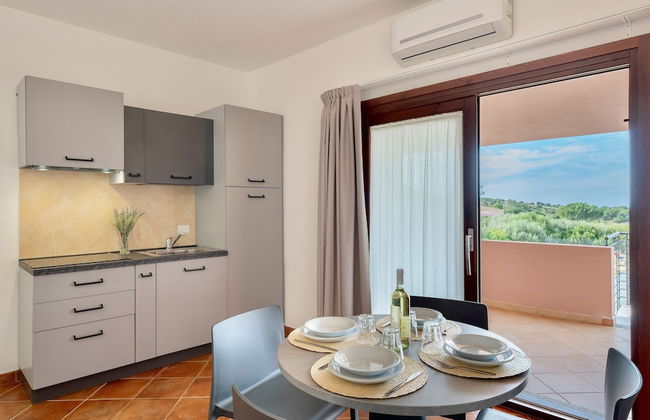 Residence with pool in Isola Rossa - Foto 18