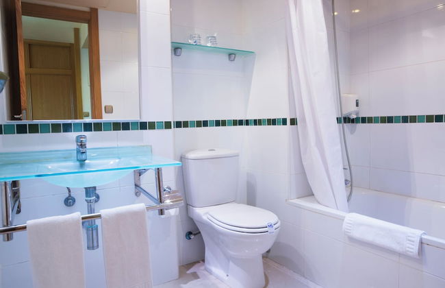 MS Apartamentos Puerto Marina - Foto 33