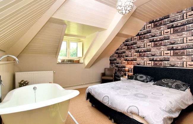 Magnificent Luxury Chateau in Vast Garden with Sauna & Hot Tubs - Foto 10