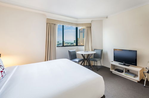 Photo 11 - Oaks Sydney Castlereagh Suites