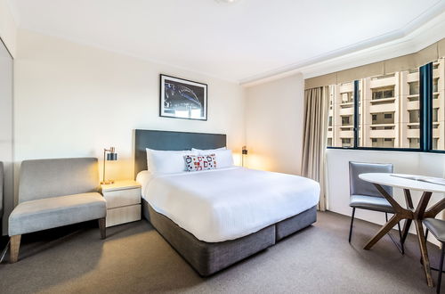 Photo 12 - Oaks Sydney Castlereagh Suites