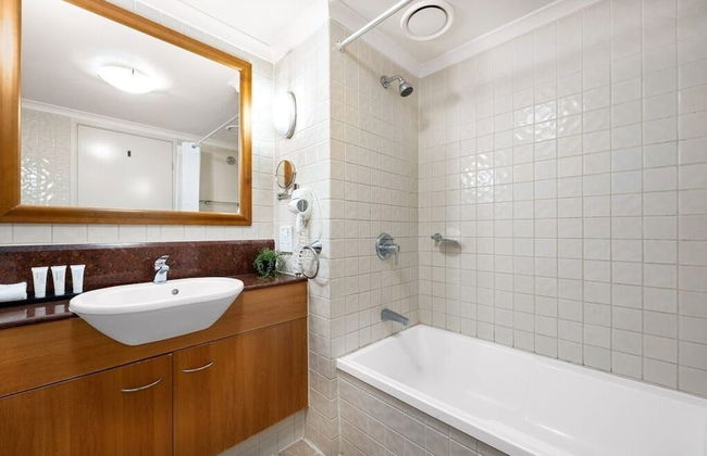 Cosmo Apartment Hotel - Photo 20