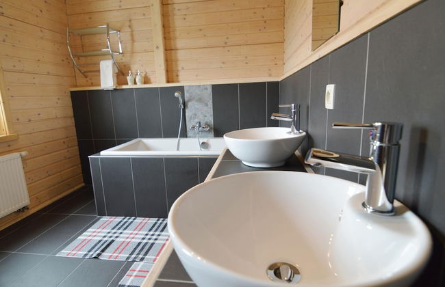Sumptuous Chalet in Septon with Sauna & Hot Tub - Foto 15