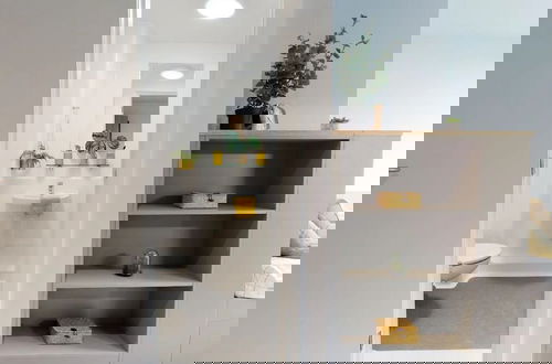 Foto 8 - Altus House