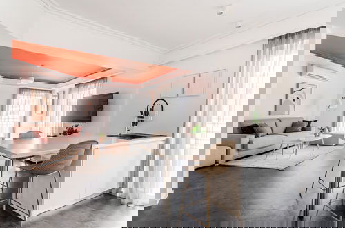 Foto 27 - OneZeroTwo by Zoia Living