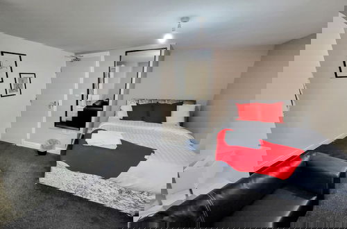 Foto 4 - Comfortable Stay - LB Ave