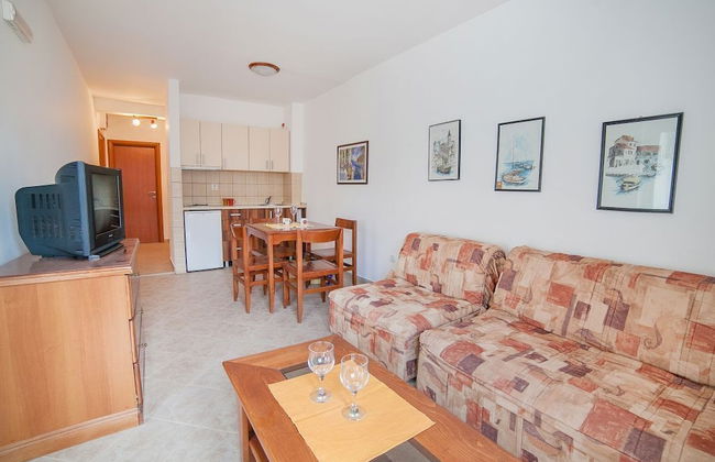 Ivan Apartmani - Photo 27