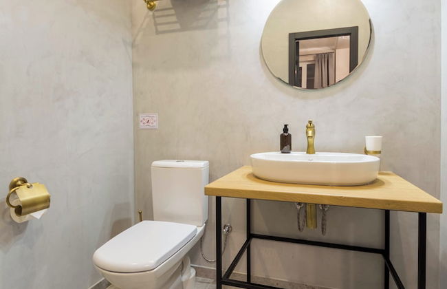 Secret Apartments - Photo 78