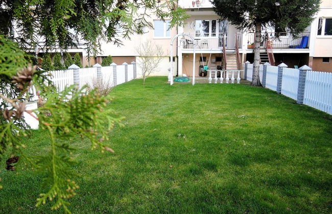 Large Holiday Apartment With a Garden in Stepnica - Foto 17