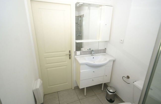 Holiday Home in Moriani-plage Near Beach - Photo 8