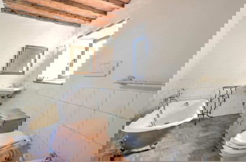 Foto 58 - Comfy Home in San Godenzo With Lake Nearby