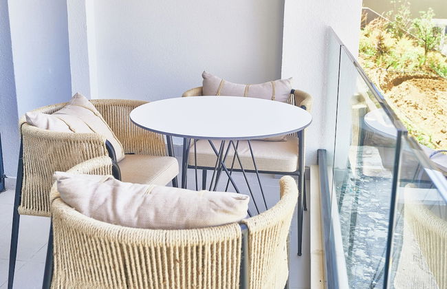 AZAR LUXURY SUITES - Photo 63