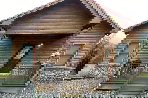 Foto 1 - Charming cabin with an Amazing view! - pet and motorcycle friendly! 2 Bedroom Cabin by RedAwning