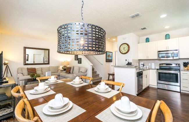 Lucaya Village Resort 4 Bedroom TownHome 4 Townhouse by RedAwning - Foto 9