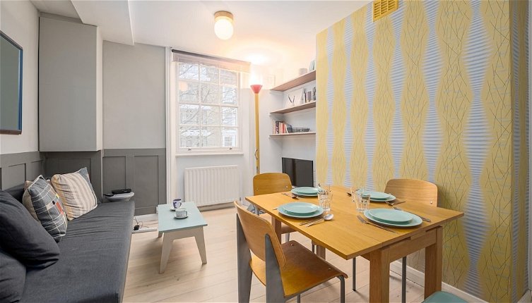 Photo 1 - Fantastic two Bedroom Apartment in Vibrant King s Cross by Underthedoormat