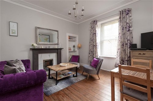 Foto 7 - 412 Lovely 2 Bedroom Apartment in Abbeyhill Colonies Near Holyrood Park and Calton Hill