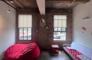 Photo 2 - Artistico-Styled Studio Loft Sleeps 5