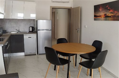 Photo 26 - Charming 2-bed Apartment in Okrug Gornji