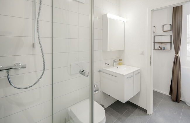 St. Georgen-Strasse Studios by VISIMO - Design. City. Nature - Foto 66