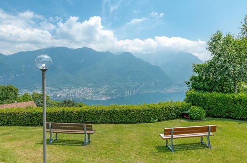 Photo 18 - Panorama Lake and Garden by Wonderful Italy