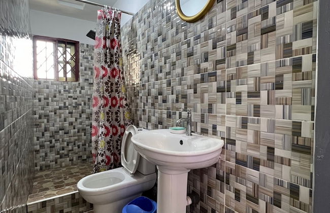 Charming 4-bed House in Kokrobite - Foto 11