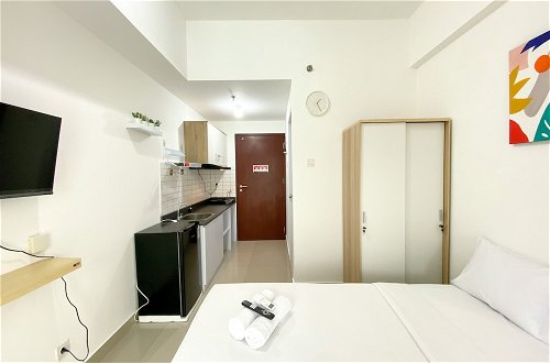 Photo 7 - Comfy And Simply Look Studio Room Sayana Bekasi Apartment