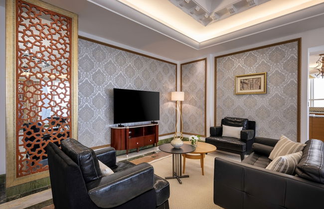 Dusit Hotel & Suites Doha - Photo 36