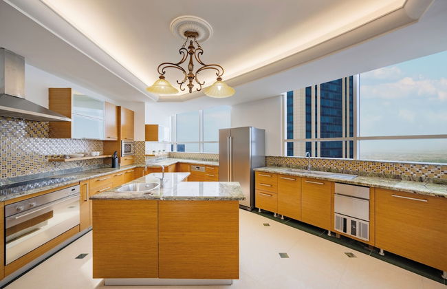 Dusit Hotel & Suites Doha - Photo 19