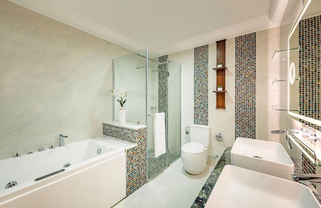 Dusit Hotel & Suites Doha - Photo 46