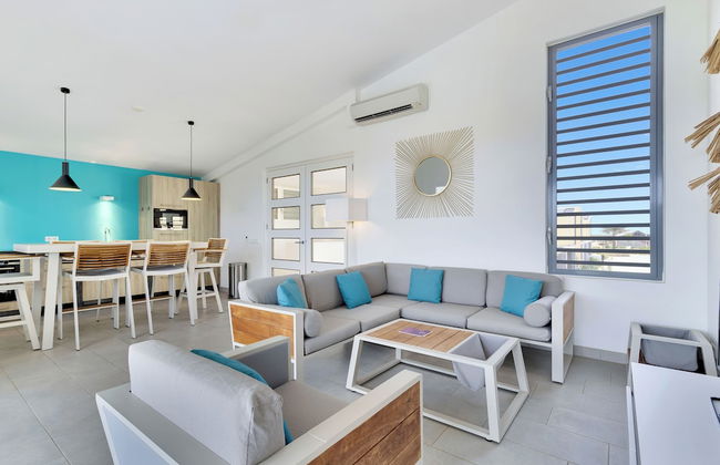 Delfins Residences - Photo 38