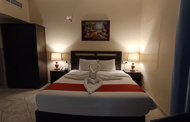 RUWI BEACH HOTEL APARTMENTS - Photo 33