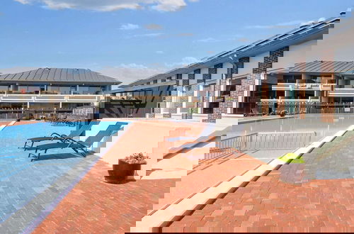 Foto 29 - Holiday Home in Fano With Free Water Park Access