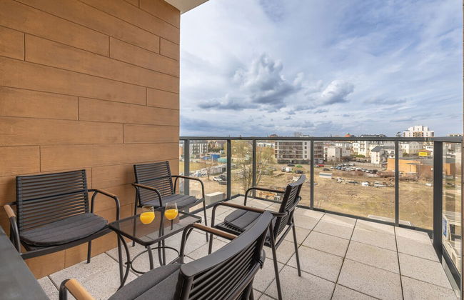 Bel Mare Apartment w/ Balcony by Renters - Foto 37