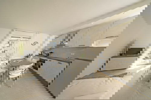 Foto 6 - Sunshine Apartment by Wonderful Italy