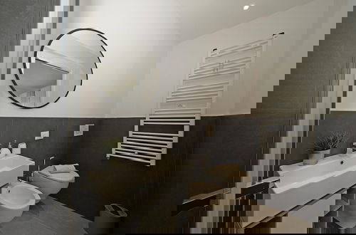 Foto 19 - Sunshine Apartment by Wonderful Italy