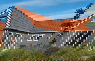 Foto 1 - Nice Lodge With two Bathrooms, on a Holiday Park at 1.5 km. From the Beach