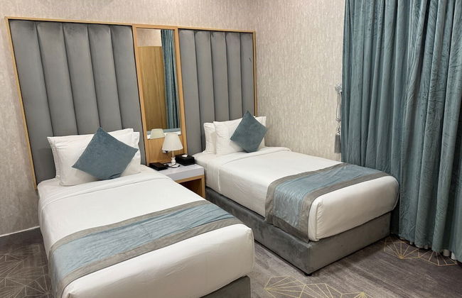 ROSELAND UMLUJ HOTEL - Photo 25